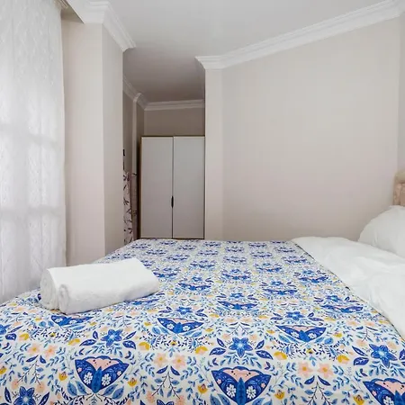 Live In A Dream House! Apartment *